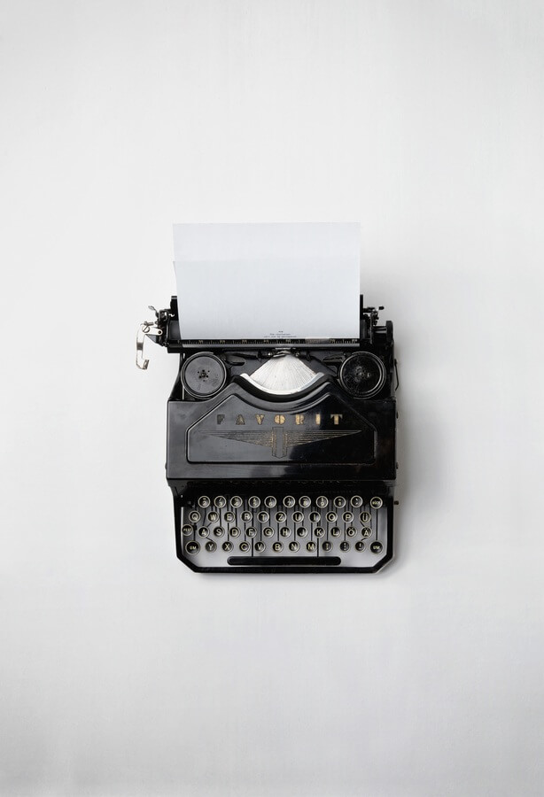 Vintage Typewriter by Vornveil - retro punk street accessories